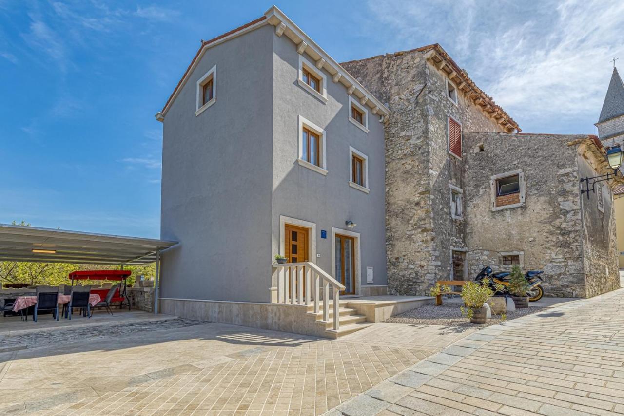 Holiday House Lidia I Rina Pićan Екстериор снимка